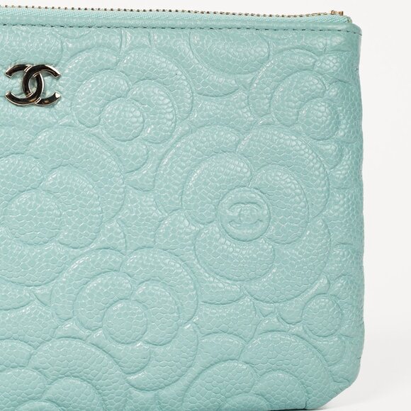 Chanel Light Blue Caviar Camellia-Embossed Small O-Case - Picture 5 of 12